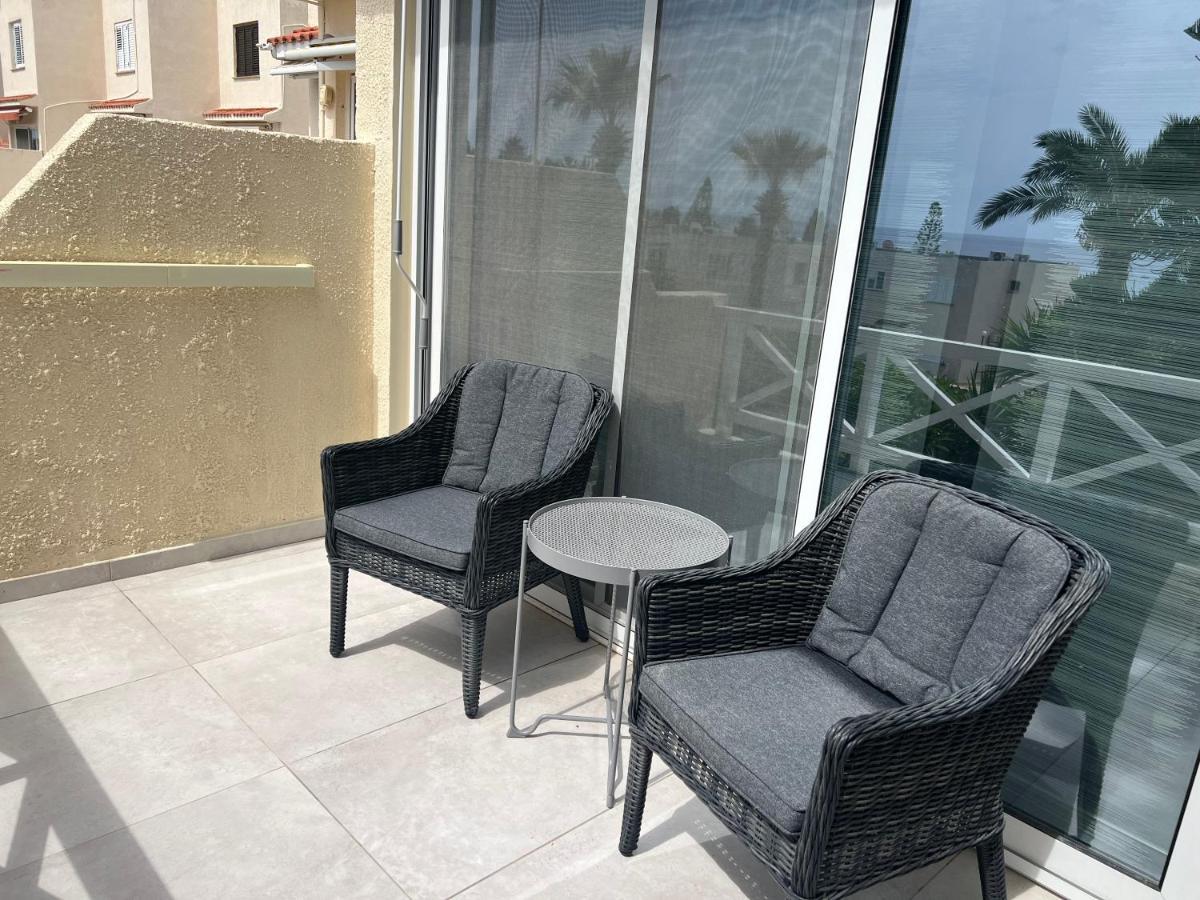 Modern Seaview Townhouse In Coral Bay (Adults Only) Apartment Peyia Luaran gambar
