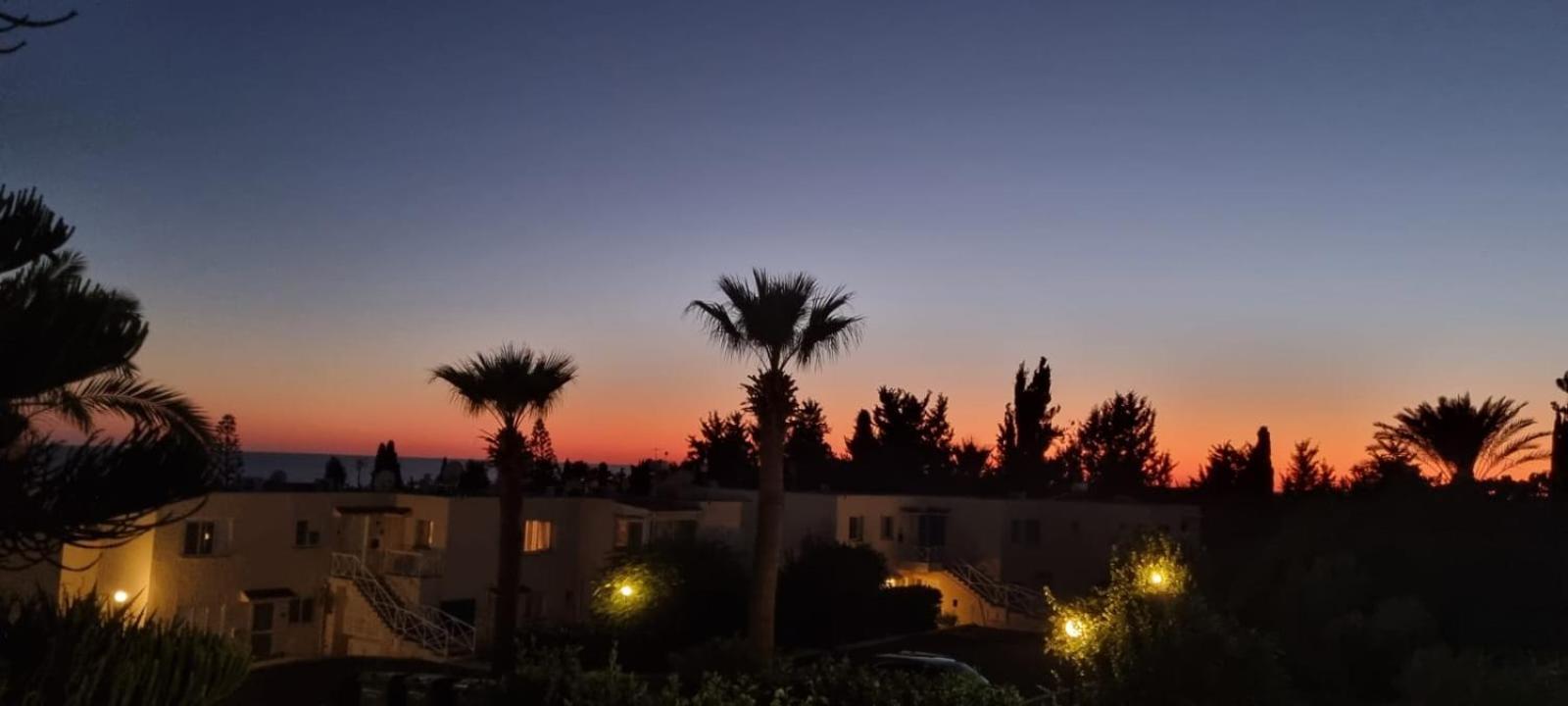Modern Seaview Townhouse In Coral Bay (Adults Only) Apartment Peyia Luaran gambar